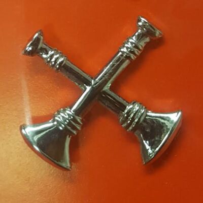 1 3/4" Hat Pin 2 Cross Bugle Gold Screw Back  Thumbnail